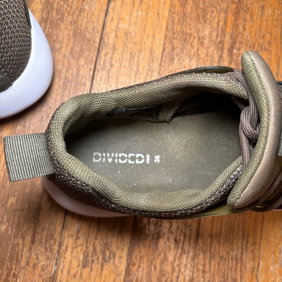 H&M Divided Green and White Mesh Sneakers - 7.5 (38) - Picture 3 of 9